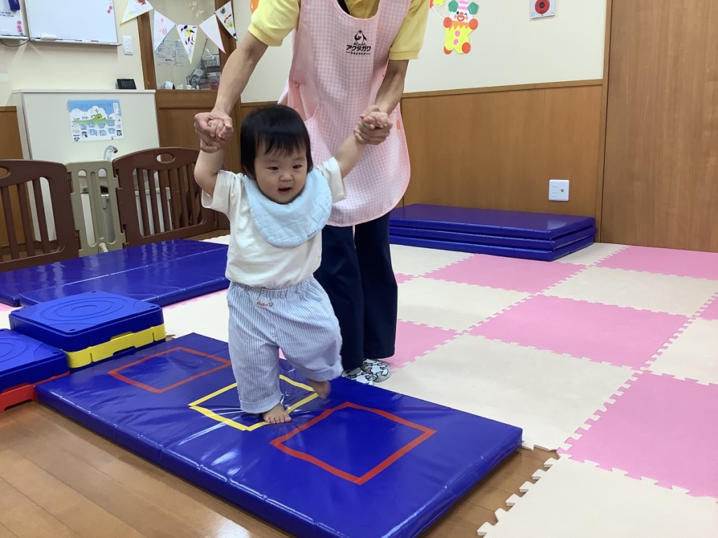 10月運動遊びの会(らっこ組：階段ブロック)