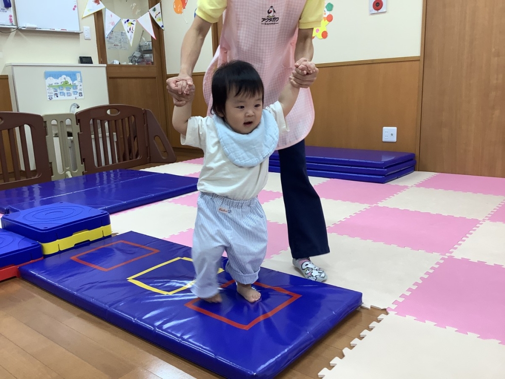 10月運動遊びの会(らっこ組：階段ブロック)