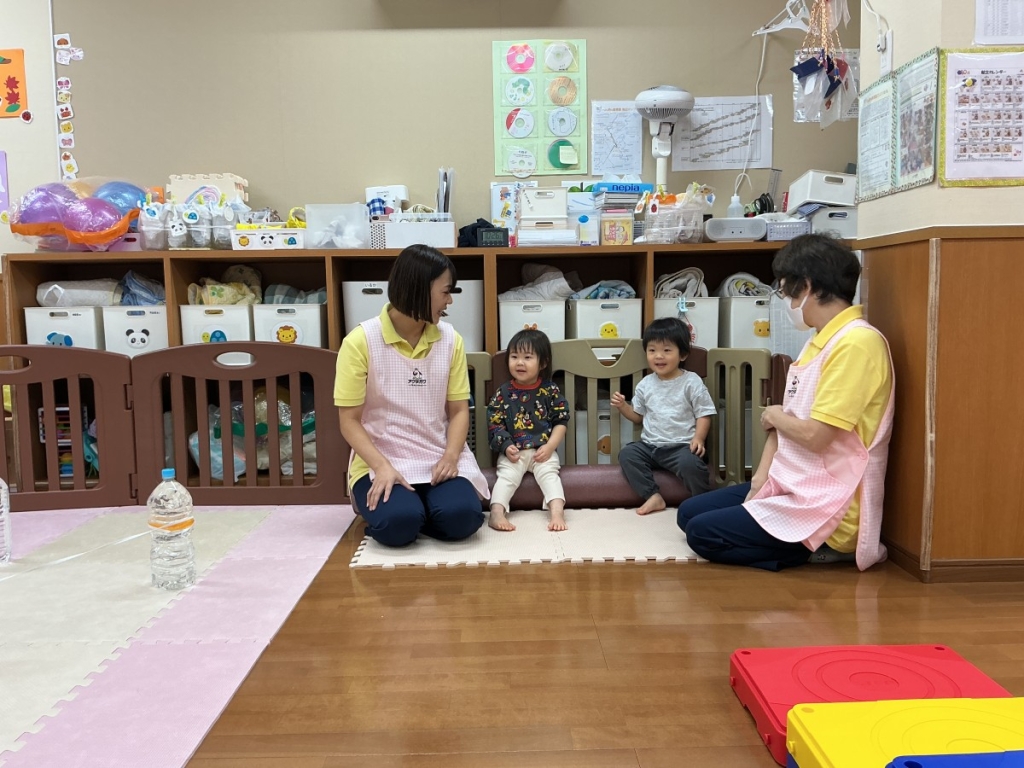 10月運動プログラムの様子(いるかA・挨拶)