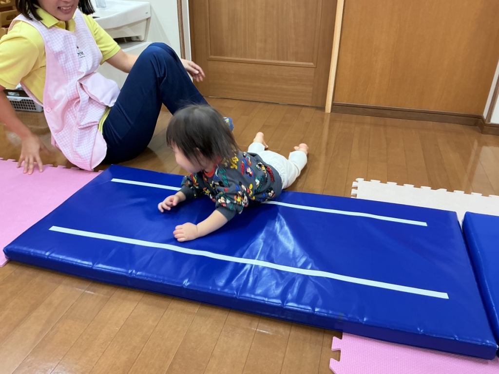 10月運動プログラムの様子(いるかA・横転)