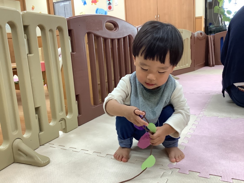 さつまいもほりごっこの様子