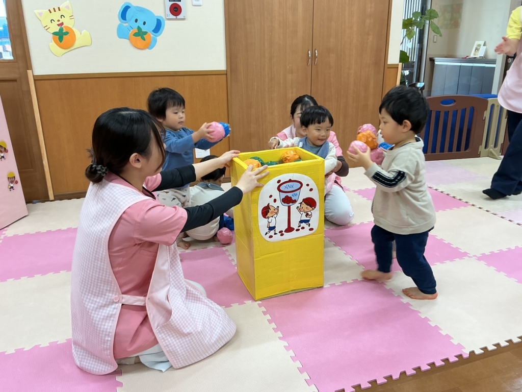 11月運動遊びの会(玉入れ)
