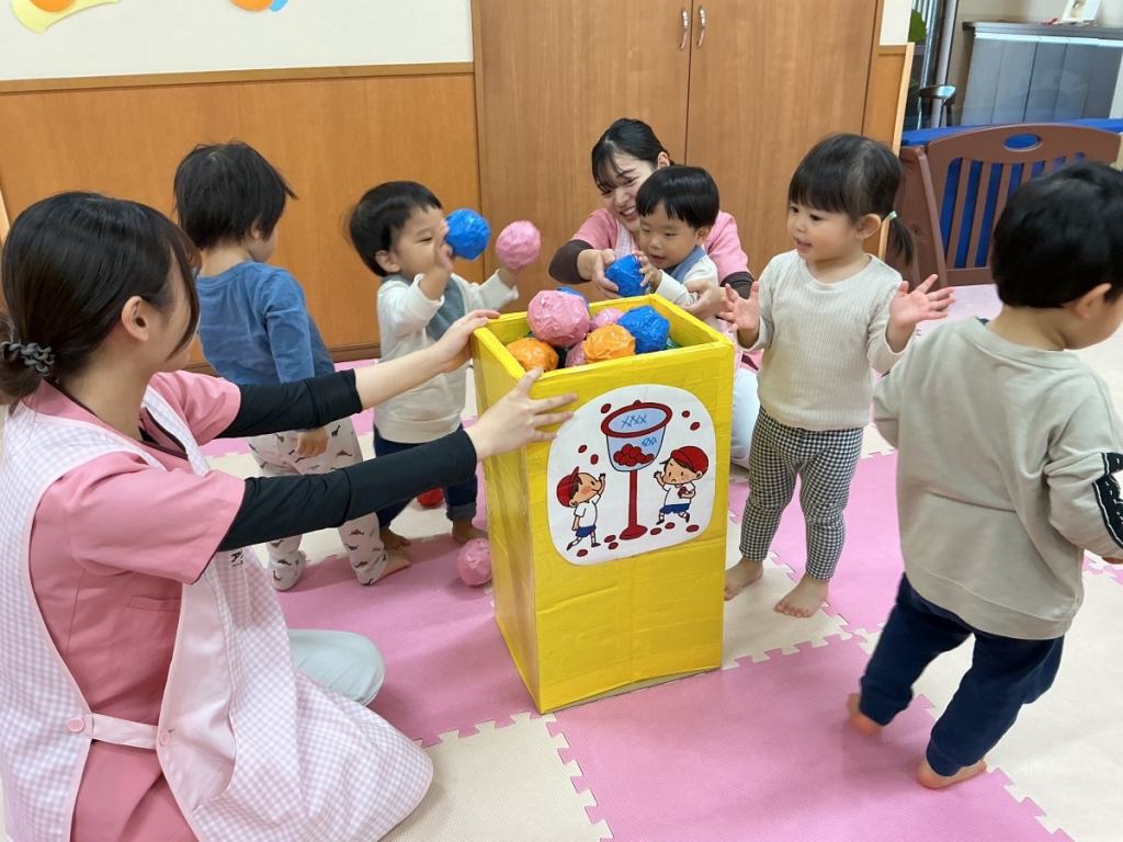 11月運動遊びの会(玉入れ)