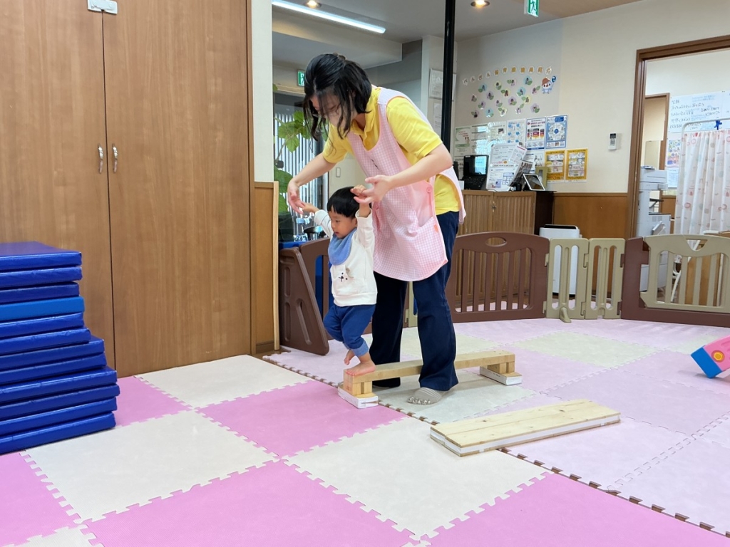 11月運動遊びの会(1歳児低月齢サーキット)