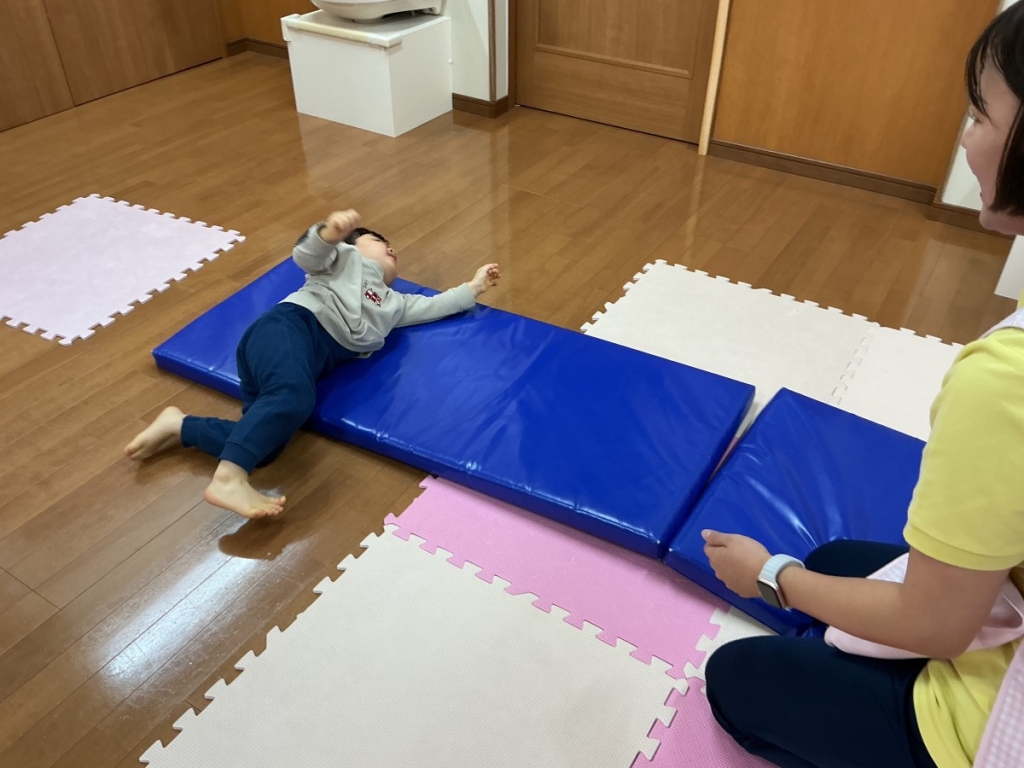 11月運動遊びの会(1歳児高月齢サーキット)