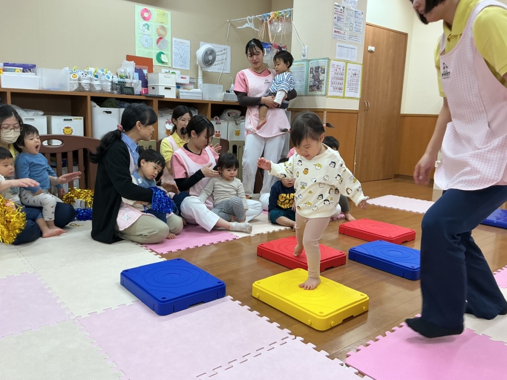 11月運動遊びの会(1歳児高月齢サーキット)