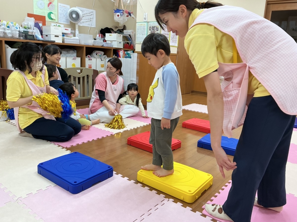 11月運動遊びの会(2歳児サーキット)