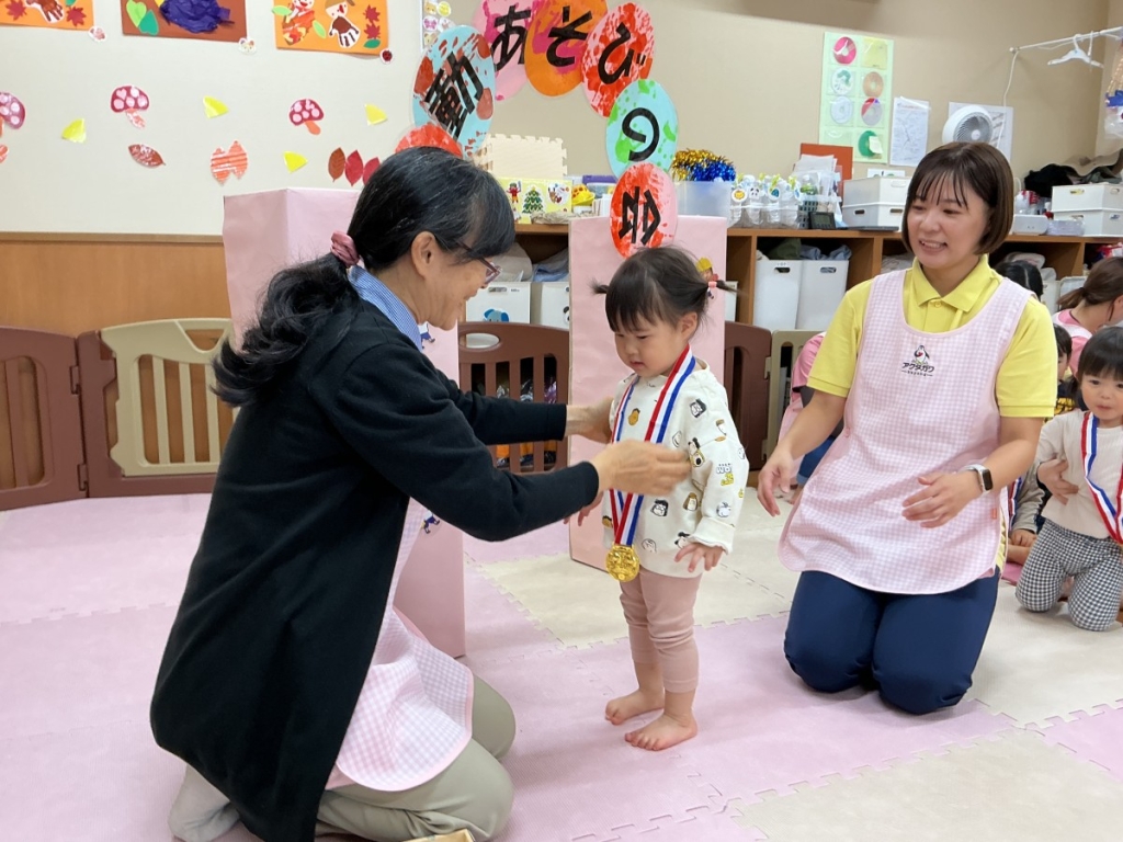 11月運動遊びの会(メダル授与)